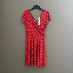 Kaileigh Red Dress - Size Large | Perfect for Christmas Day | Flattering